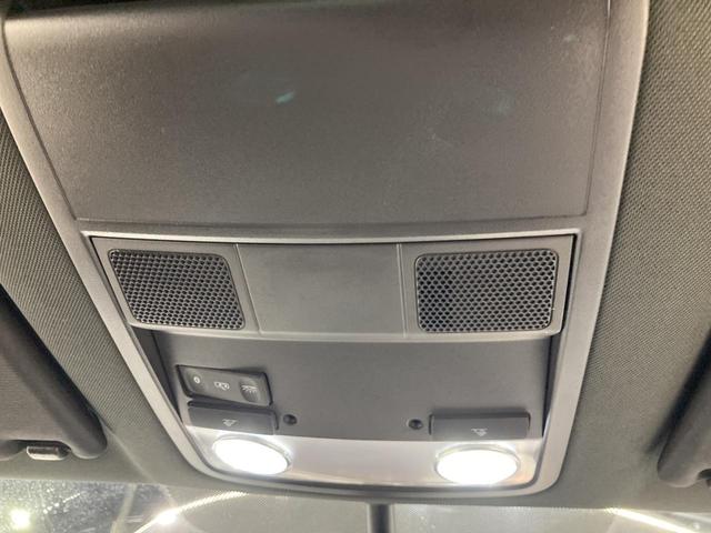 ザ・ビートル Ｒラインマイスター　クルーズコントロール付き　パドルシフト　障害物センサー　純正ナビ　レザーシート　シートヒーター　ブレーキアシスト　１８インチアルミホイール　フォグランプ　ＴＶフルセグ　バックカメラ　ブレーキアシスト（64枚目）