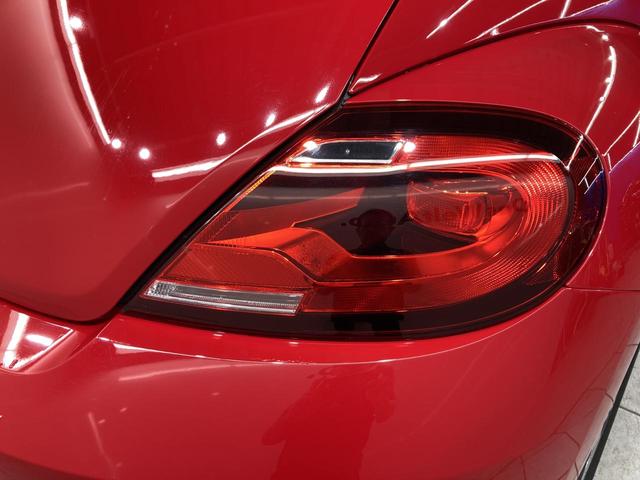 ザ・ビートル デザイン クルーズコントロール バックカメラ 17インチアルミホイホール HIDヘッドライト 純正ナビ プッシュスタート スマートスタートシステム デザイン専用インテリア(26枚目)