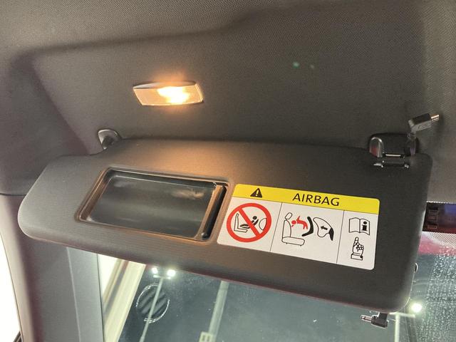 ザ・ビートル デザイン クルーズコントロール バックカメラ 17インチアルミホイホール HIDヘッドライト 純正ナビ プッシュスタート スマートスタートシステム デザイン専用インテリア(58枚目)