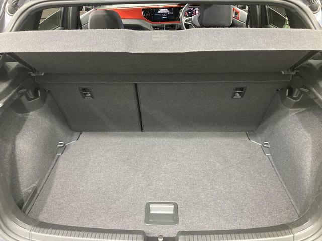 ポロＧＴＩ ベースグレード　トラベルアシスト　デジタルメーター　１８インチアルミホイール　レーンキープアシスト　ＩＱ．ＬＩＧＨＴ　前後コーナーセンサー　純正ナビ　バックカメラ　スマートキー　認定中古車（9枚目）