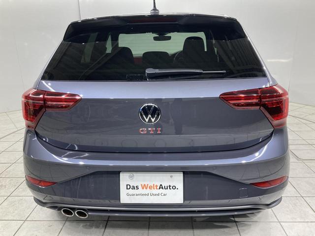 ポロＧＴＩ ベースグレード　トラベルアシスト　デジタルメーター　１８インチアルミホイール　レーンキープアシスト　ＩＱ．ＬＩＧＨＴ　前後コーナーセンサー　純正ナビ　バックカメラ　スマートキー　認定中古車（12枚目）