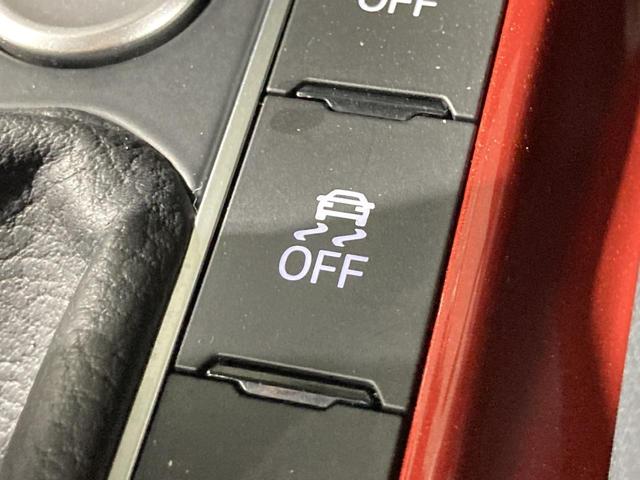 ポロＧＴＩ ベースグレード　トラベルアシスト　デジタルメーター　１８インチアルミホイール　レーンキープアシスト　ＩＱ．ＬＩＧＨＴ　前後コーナーセンサー　純正ナビ　バックカメラ　スマートキー　認定中古車（48枚目）