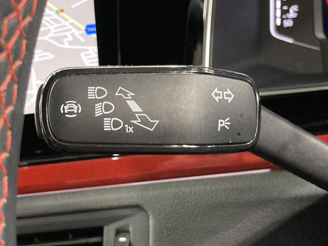 ポロＧＴＩ ベースグレード　トラベルアシスト　デジタルメーター　１８インチアルミホイール　レーンキープアシスト　ＩＱ．ＬＩＧＨＴ　前後コーナーセンサー　純正ナビ　バックカメラ　スマートキー　認定中古車（49枚目）