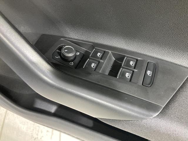 ポロＧＴＩ ベースグレード　トラベルアシスト　デジタルメーター　１８インチアルミホイール　レーンキープアシスト　ＩＱ．ＬＩＧＨＴ　前後コーナーセンサー　純正ナビ　バックカメラ　スマートキー　認定中古車（55枚目）