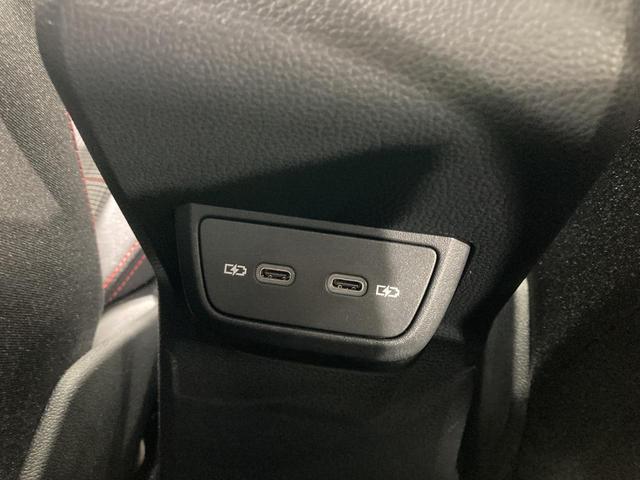 ポロＧＴＩ ベースグレード　トラベルアシスト　デジタルメーター　１８インチアルミホイール　レーンキープアシスト　ＩＱ．ＬＩＧＨＴ　前後コーナーセンサー　純正ナビ　バックカメラ　スマートキー　認定中古車（65枚目）