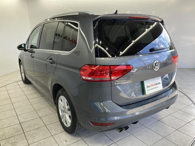 ゴルフトゥーラン ＴＳＩ　コンフォートラインリミテッド　ＡＣＣ　純正ナビ　１６インチアルミホイール　障害物センサー　バックカメラ　電動リヤゲート　ブレーキアシスト　ＬＥＤヘッドライト　レーンアシスト　ＴＶフルセグ　キーレスエントリー　シートヒーター（17枚目）