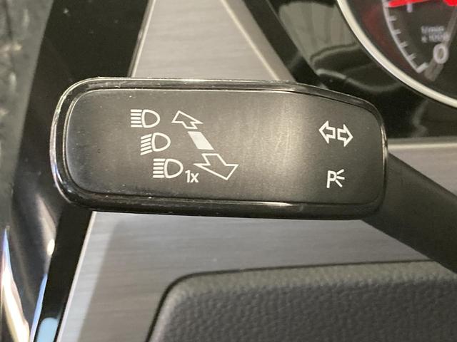 ゴルフトゥーラン ＴＳＩ　コンフォートラインリミテッド　ＡＣＣ　純正ナビ　１６インチアルミホイール　障害物センサー　バックカメラ　電動リヤゲート　ブレーキアシスト　ＬＥＤヘッドライト　レーンアシスト　ＴＶフルセグ　キーレスエントリー　シートヒーター（44枚目）