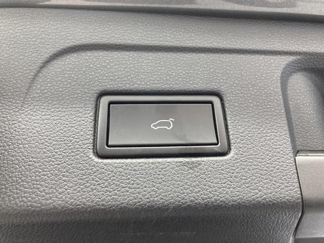 ゴルフトゥーラン ＴＳＩ　コンフォートラインリミテッド　ＡＣＣ　純正ナビ　１６インチアルミホイール　障害物センサー　バックカメラ　電動リヤゲート　ブレーキアシスト　ＬＥＤヘッドライト　レーンアシスト　ＴＶフルセグ　キーレスエントリー　シートヒーター（70枚目）