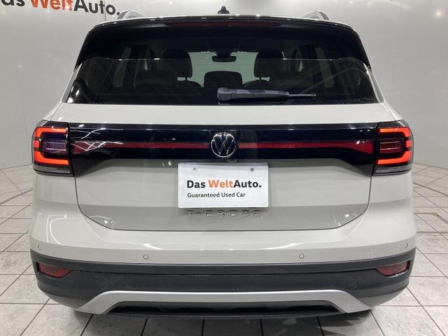 T-クロス TSI スタイル デザインパッケージ トラベルアシスト デジタルメーター 専用18インチアルミ スマートキー 純正ナビ バックカメラ レーンアシスト コーナーセンサー アンビエントライト ETC(24枚目)