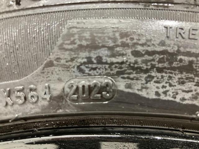 T-クロス TSI スタイル デザインパッケージ トラベルアシスト デジタルメーター 専用18インチアルミ スマートキー 純正ナビ バックカメラ レーンアシスト コーナーセンサー アンビエントライト ETC(33枚目)