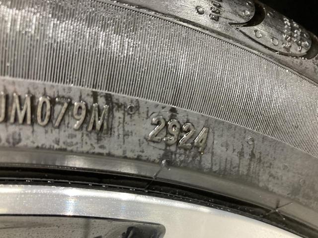 Ｔ－クロス ＴＳＩ　１ｓｔプラス　ＡＣＣ　レーンキープアシスト　バックカメラ　純正ナビ　パークアシスト　デイライト　ブラインドスポットディテクション　ＬＥＤヘッドライト　スマートフォンワイヤレスチャージング　スマートキー　認定中古車（54枚目）