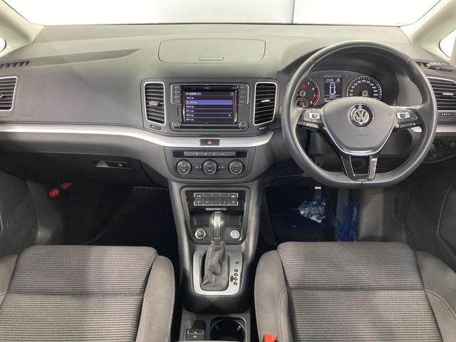 シャラン TSI コンフォートライン パワースライドドア ACC レーンキープアシスト ブラインドスポットディテクション ブレーキアシスト バックカメラ Bluetoothオーディオ スマートキー 認定中古車(3枚目)