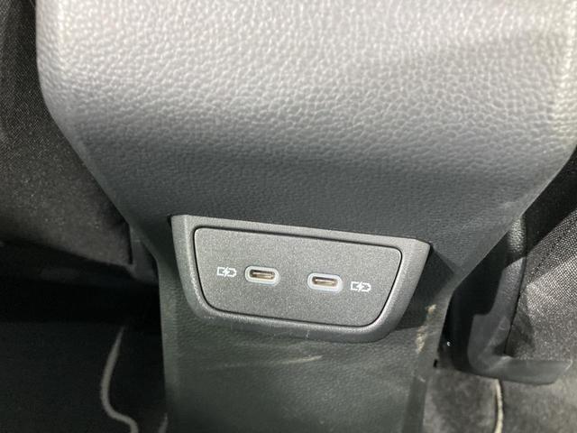 ポロ TSIスタイル ACC レーンキープアシスト デジタルメーター IQ.LIGHT デイライト ブラインドスポットディテクション 純正ナビ バックカメラ アンビエントライト スマートキー 認定中古車(55枚目)