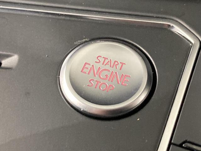 ポロ TSIハイライン ACC デジタルメーター ブラインドスポットディテクション 純正ナビ バックカメラ 前後コーナーセンサー 16インチアルミホイール スマートキー 認定中古車(8枚目)