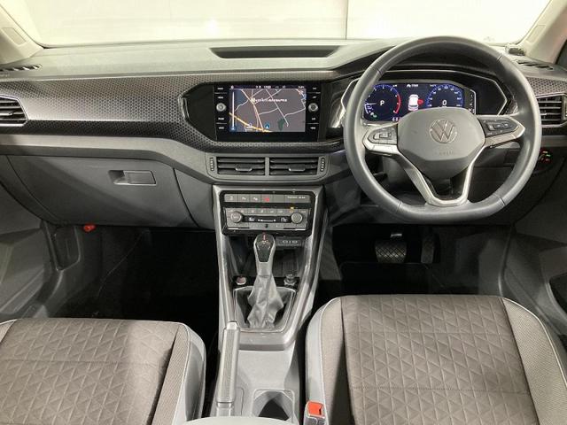 T-クロス TSI スタイル ACC レーンキープアシスト デジタルメーター 純正ナビ バックカメラ デイライト パークアシスト ブラインドスポットディテクション アンビエントライト スマートキー 認定中古車(3枚目)