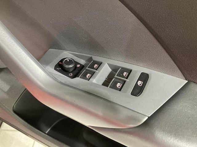 T-クロス TSI スタイル ACC レーンキープアシスト デジタルメーター 純正ナビ バックカメラ デイライト パークアシスト ブラインドスポットディテクション アンビエントライト スマートキー 認定中古車(25枚目)