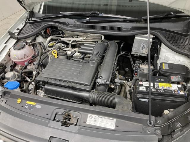 ポロ TSIコンフォートライン マイスター 純正ナビ バックカメラ LEDヘッドライト ブレーキアシスト 15インチアルミホイール オートエアコン 認定中古車(56枚目)