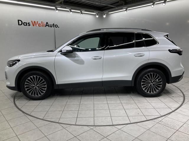 ティグアン eTSI エレガンス トラベルアシスト レーンチェンジアシスト アラウンドビューカメラ デジタルメーター 純正ナビ(Discover Pro Max) IQ.LIGHT パワーテールゲート 18インチアルミホイール(19枚目)