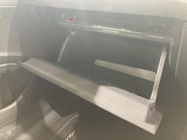 ポロ TSIコンフォートライン 純正ナビ バックカメラ デイライト ブレーキアシスト スピードリミッター オートエアコン オートライト 認定中古車(40枚目)