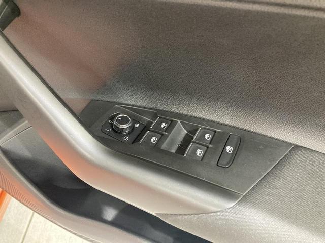 ポロ TSIコンフォートライン 純正ナビ バックカメラ デイライト ブレーキアシスト スピードリミッター オートエアコン オートライト 認定中古車(41枚目)