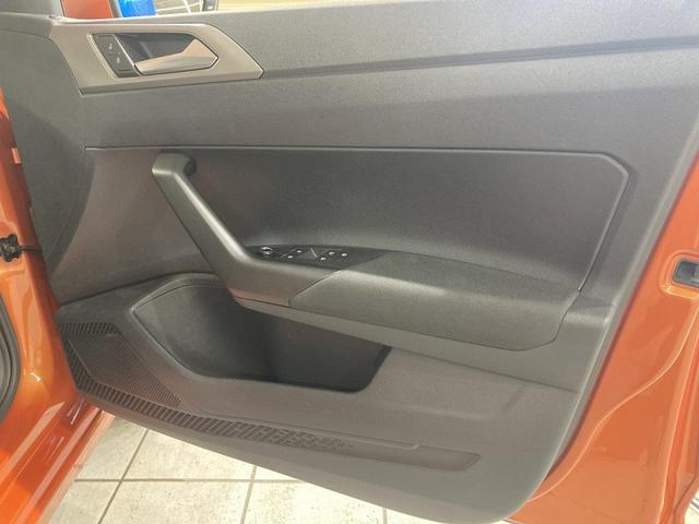 ポロ TSIコンフォートライン 純正ナビ バックカメラ デイライト ブレーキアシスト スピードリミッター オートエアコン オートライト 認定中古車(43枚目)