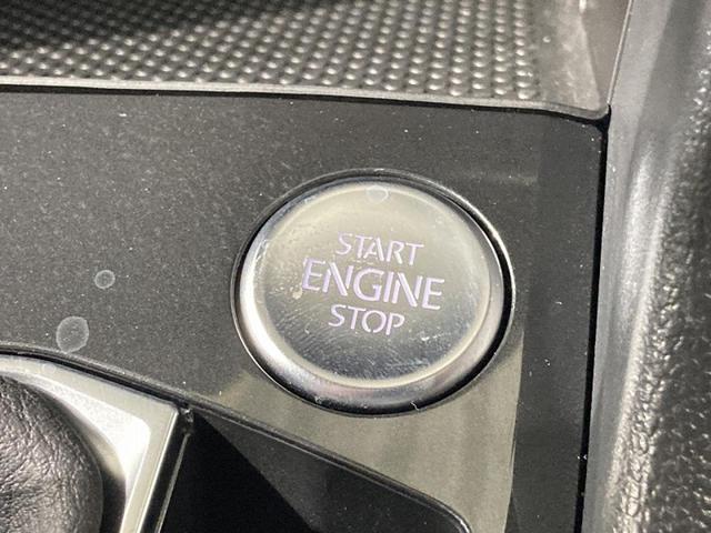 ティグアン TSI Rライン トラベルアシスト デジタルメーター アラウンドビューカメラ 純正ナビ レーンアシスト パークアシスト 全席シートヒーター パワーテールゲート 19インチアルミホイール スマートキー 認定中古車(7枚目)