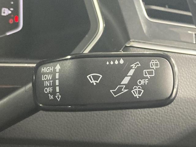 ティグアン TSI Rライン トラベルアシスト デジタルメーター アラウンドビューカメラ 純正ナビ レーンアシスト パークアシスト 全席シートヒーター パワーテールゲート 19インチアルミホイール スマートキー 認定中古車(26枚目)