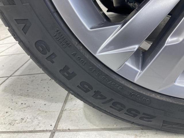 ティグアン TSI Rライン トラベルアシスト デジタルメーター アラウンドビューカメラ 純正ナビ レーンアシスト パークアシスト 全席シートヒーター パワーテールゲート 19インチアルミホイール スマートキー 認定中古車(33枚目)