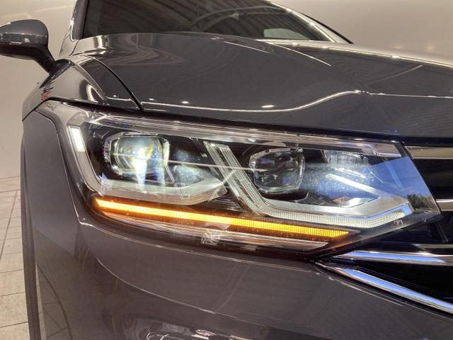 ティグアン TSI Rライン トラベルアシスト デジタルメーター アラウンドビューカメラ 純正ナビ レーンアシスト パークアシスト 全席シートヒーター パワーテールゲート 19インチアルミホイール スマートキー 認定中古車(56枚目)