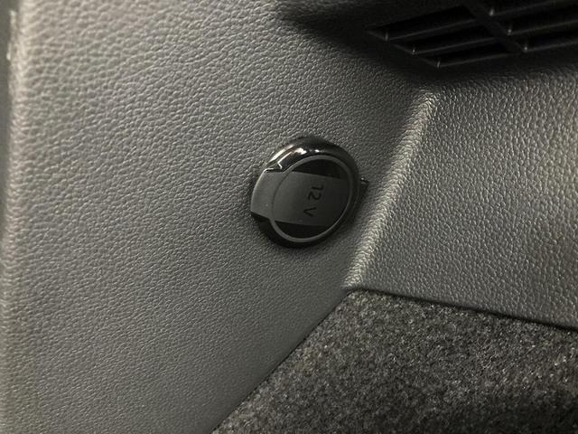 ティグアン TSI Rライン トラベルアシスト デジタルメーター アラウンドビューカメラ 純正ナビ レーンアシスト パークアシスト 全席シートヒーター パワーテールゲート 19インチアルミホイール スマートキー 認定中古車(74枚目)