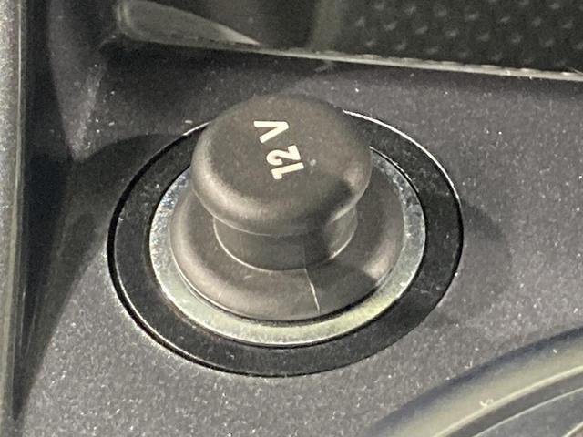 ザ・ビートル Ｒラインマイスター　レザーシート　前席シートヒーター　前後コーナーセンサー　純正ナビ　バックカメラ　ブラインドスポットディテクション　１８インチアルミホイール　スマートキー　認定中古車（39枚目）