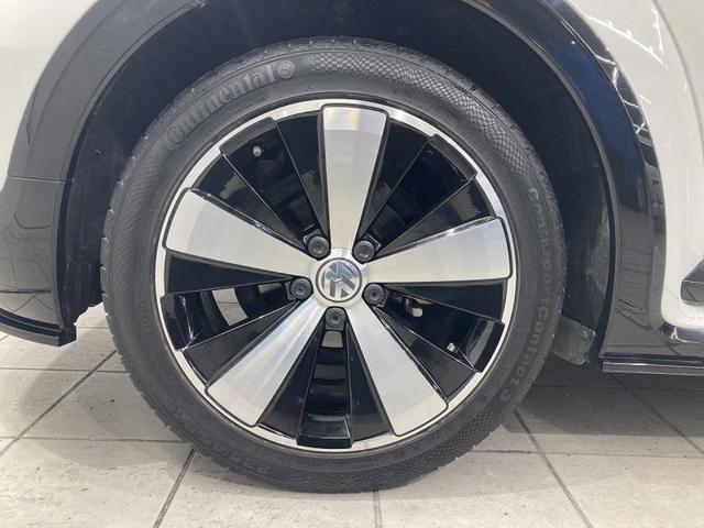 ザ・ビートル Ｒラインマイスター　レザーシート　前席シートヒーター　前後コーナーセンサー　純正ナビ　バックカメラ　ブラインドスポットディテクション　１８インチアルミホイール　スマートキー　認定中古車（70枚目）