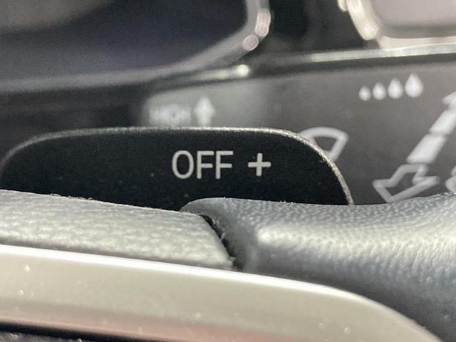 ポロ ＴＳＩアクティブ　トラベルアシスト　バックカメラ　純正ナビ　１５インチアルミホイール　障害物センサー　衝突安全ボディ　レーンキープアシスト　ワイヤレス充電　ＬＥＤヘッドライト　リアフォグランプ　オートライト（31枚目）