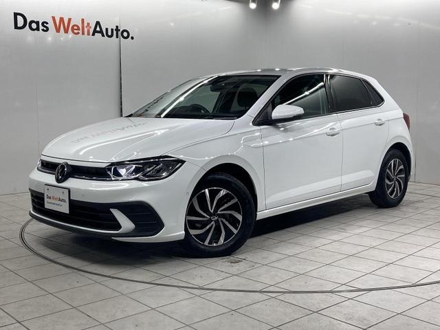 ポロ ＴＳＩアクティブ　トラベルアシスト　バックカメラ　純正ナビ　１５インチアルミホイール　障害物センサー　衝突安全ボディ　レーンキープアシスト　ワイヤレス充電　ＬＥＤヘッドライト　リアフォグランプ　オートライト（53枚目）