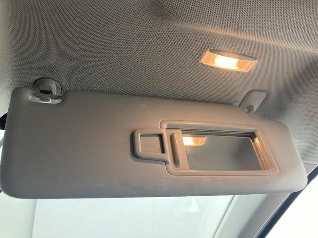 ポロ ＴＳＩアクティブ　トラベルアシスト　バックカメラ　純正ナビ　１５インチアルミホイール　障害物センサー　衝突安全ボディ　レーンキープアシスト　ワイヤレス充電　ＬＥＤヘッドライト　リアフォグランプ　オートライト（65枚目）