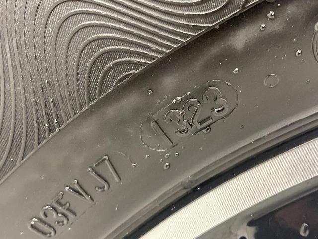 ポロ ＴＳＩアクティブ　トラベルアシスト　バックカメラ　純正ナビ　１５インチアルミホイール　障害物センサー　衝突安全ボディ　レーンキープアシスト　ワイヤレス充電　ＬＥＤヘッドライト　リアフォグランプ　オートライト（66枚目）