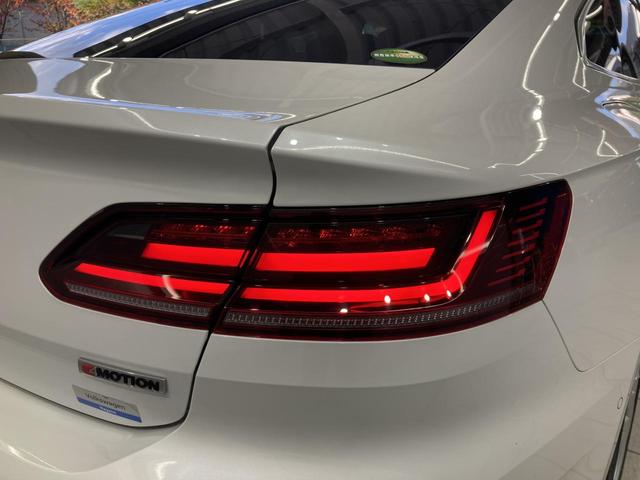 アルテオン ＴＳＩ　４モーション　エレガンス　ＤＹＮＡＵＤＩＯ　電動パノラマスライディングルーフ　ＤＣＣ　ＡＣＣ　レーンアシスト　アラウンドビューカメラ　コーナーセンサー　デジタルメーター　レザーシート　シートヒーター　パワーテールゲート（30枚目）