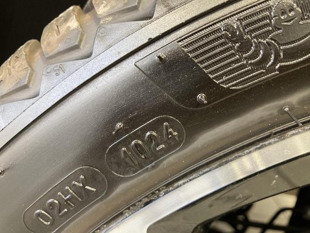 Ｔ－クロス ＴＳＩ　Ｒライン　トラベルアシスト　デジタルメーター　純正ナビ　バックカメラ　レーンキープアシスト　ブラインドスポットディテクション　パークアシスト　コーナーセンサー　スマートキー　認定中古車（32枚目）