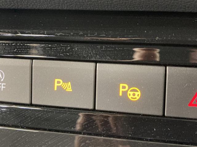 Ｔ－クロス ＴＳＩ　Ｒライン　トラベルアシスト　デジタルメーター　純正ナビ　バックカメラ　レーンキープアシスト　ブラインドスポットディテクション　パークアシスト　コーナーセンサー　スマートキー　認定中古車（53枚目）