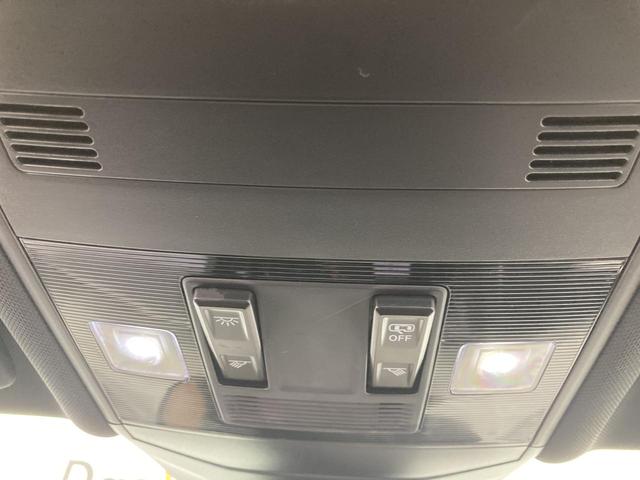 Ｔ－クロス ＴＳＩ　Ｒライン　トラベルアシスト　デジタルメーター　純正ナビ　バックカメラ　レーンキープアシスト　ブラインドスポットディテクション　パークアシスト　コーナーセンサー　スマートキー　認定中古車（64枚目）