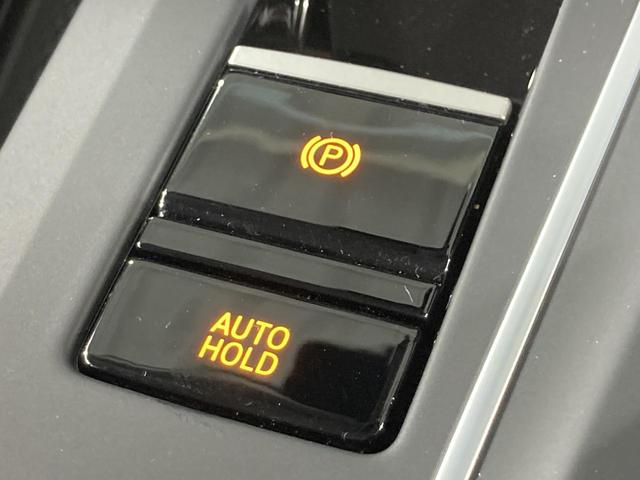 ゴルフ ｅＴＳＩアクティブ　ＩＱライト　トラベルアシスト　デジタルメーター　スマートキー　ナビ　バックカメラ　前後コーナーセンサー　Ａｐｐｌｅｃａｒｐｌａｙ　ＨＵＤ　認定中古車（6枚目）