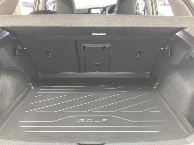 ゴルフ ｅＴＳＩアクティブ　ＩＱライト　トラベルアシスト　デジタルメーター　スマートキー　ナビ　バックカメラ　前後コーナーセンサー　Ａｐｐｌｅｃａｒｐｌａｙ　ＨＵＤ　認定中古車（10枚目）