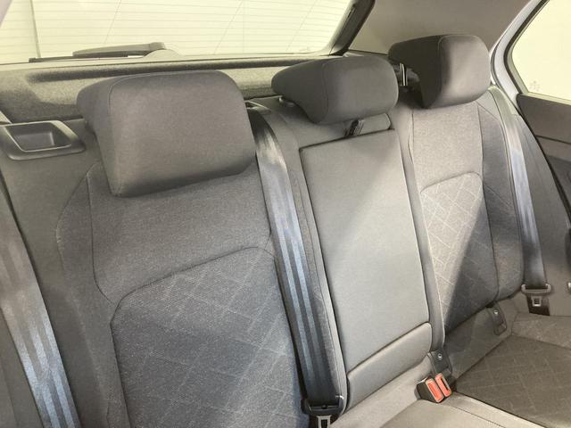 ゴルフ ｅＴＳＩアクティブ　ＩＱライト　トラベルアシスト　デジタルメーター　スマートキー　ナビ　バックカメラ　前後コーナーセンサー　Ａｐｐｌｅｃａｒｐｌａｙ　ＨＵＤ　認定中古車（33枚目）