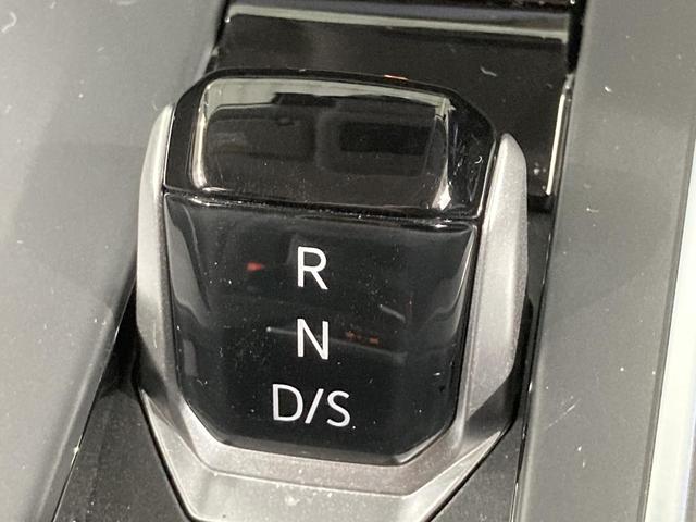 ゴルフ ｅＴＳＩアクティブ　ＩＱライト　トラベルアシスト　デジタルメーター　スマートキー　ナビ　バックカメラ　前後コーナーセンサー　Ａｐｐｌｅｃａｒｐｌａｙ　ＨＵＤ　認定中古車（46枚目）