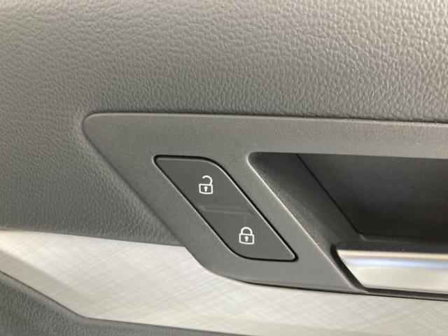 ゴルフ ｅＴＳＩアクティブ　ＩＱライト　トラベルアシスト　デジタルメーター　スマートキー　ナビ　バックカメラ　前後コーナーセンサー　Ａｐｐｌｅｃａｒｐｌａｙ　ＨＵＤ　認定中古車（63枚目）