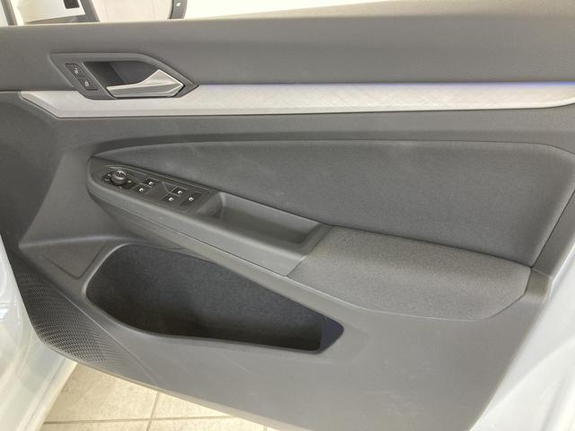 ゴルフ ｅＴＳＩアクティブ　ＩＱライト　トラベルアシスト　デジタルメーター　スマートキー　ナビ　バックカメラ　前後コーナーセンサー　Ａｐｐｌｅｃａｒｐｌａｙ　ＨＵＤ　認定中古車（66枚目）