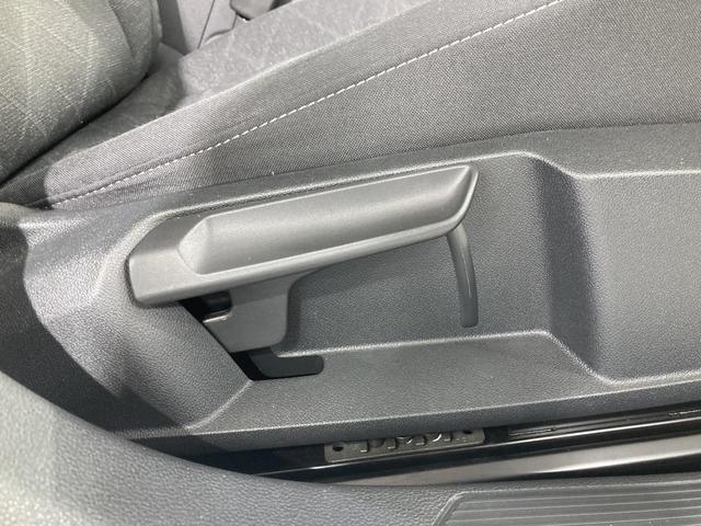 ゴルフ ｅＴＳＩアクティブ　ＩＱライト　トラベルアシスト　デジタルメーター　スマートキー　ナビ　バックカメラ　前後コーナーセンサー　Ａｐｐｌｅｃａｒｐｌａｙ　ＨＵＤ　認定中古車（74枚目）