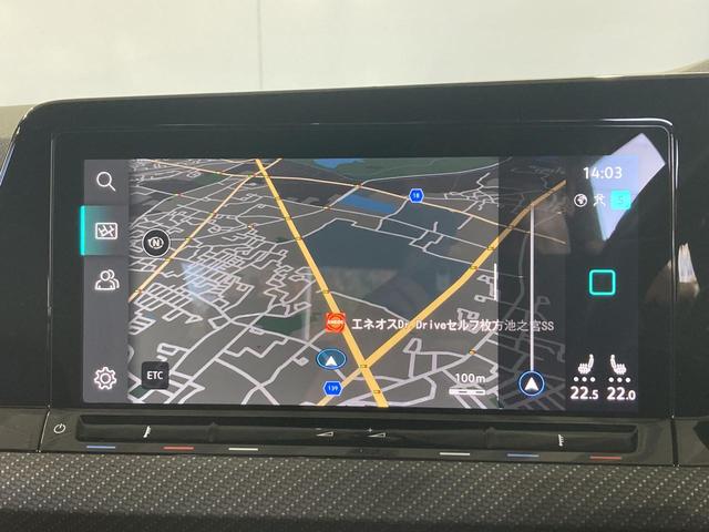 ゴルフＲ ＴＳＩ　４モーション　専用カラー　専用アルミ　ＤＣＣ　トラベルアシスト　デジタルメーター　ＩＱライト　ナビ　バックカメラ　シートヒーター　フロントアシスト　レーンアシスト　スマートキー　認定中古車（5枚目）