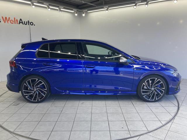 ゴルフＲ ＴＳＩ　４モーション　専用カラー　専用アルミ　ＤＣＣ　トラベルアシスト　デジタルメーター　ＩＱライト　ナビ　バックカメラ　シートヒーター　フロントアシスト　レーンアシスト　スマートキー　認定中古車（18枚目）