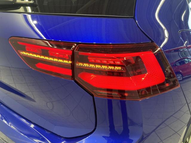 ゴルフＲ ＴＳＩ　４モーション　専用カラー　専用アルミ　ＤＣＣ　トラベルアシスト　デジタルメーター　ＩＱライト　ナビ　バックカメラ　シートヒーター　フロントアシスト　レーンアシスト　スマートキー　認定中古車（28枚目）